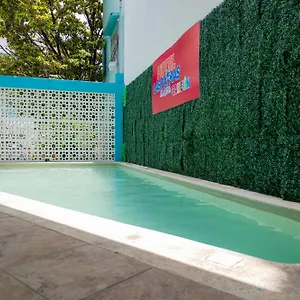 Hotel Las Palmas En Laurel Cancún